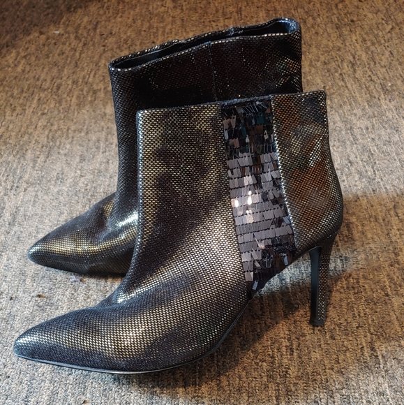 Nine West black and gold ankle boots Size 10.5 - Picture 4 of 6